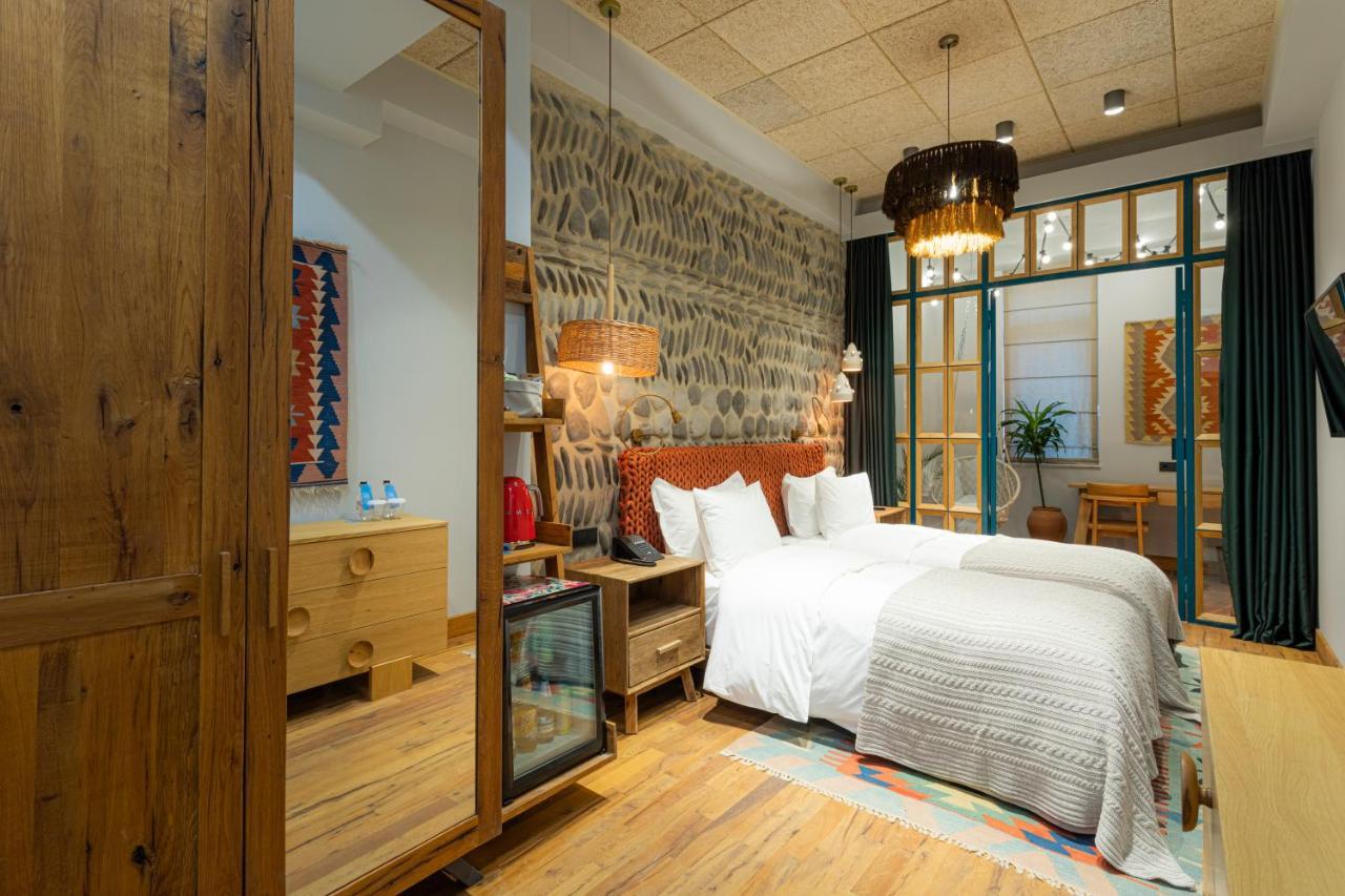 Khedi Hotel Тбилиси Екстериор снимка