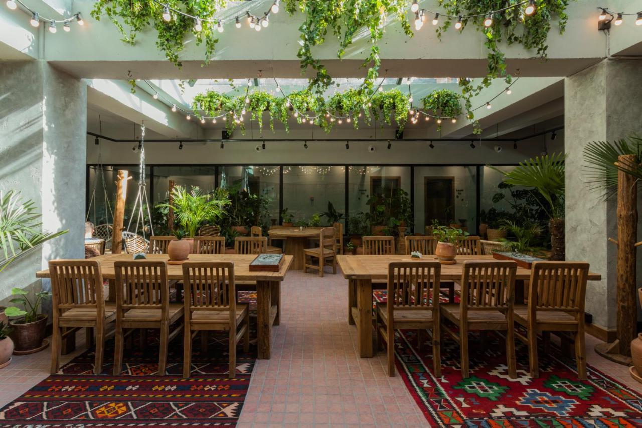 Khedi Hotel Тбилиси Екстериор снимка