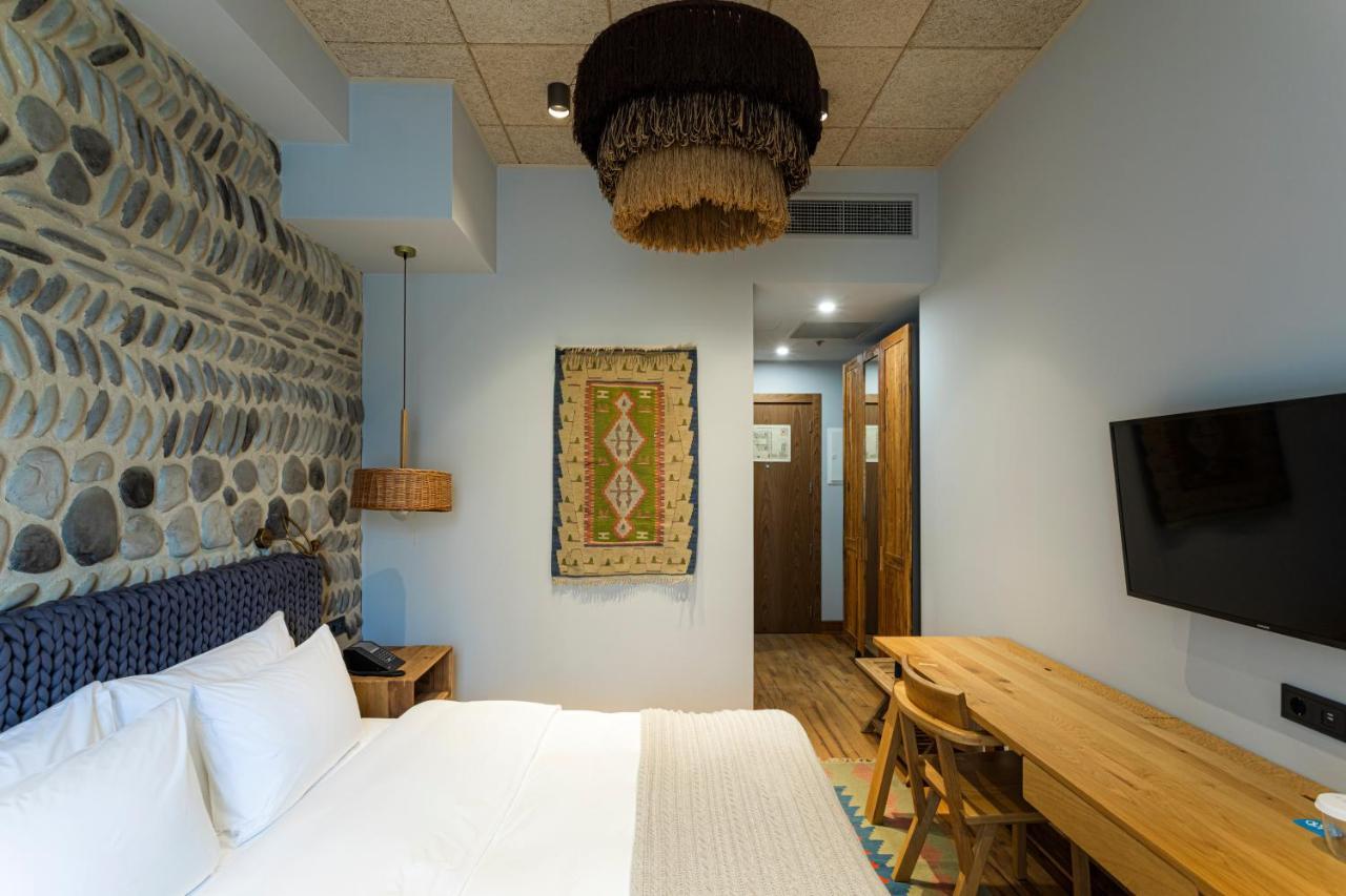 Khedi Hotel Тбилиси Екстериор снимка