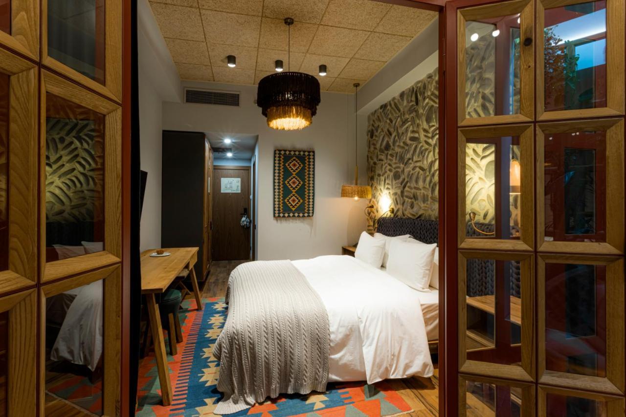 Khedi Hotel Тбилиси Екстериор снимка